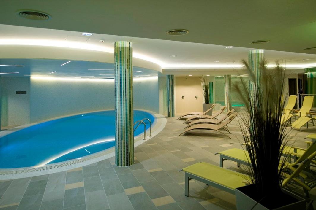 Jankovich Hotel Rácalmás Zewnętrze zdjęcie